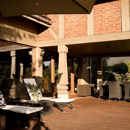 Holiday home Dom Nad Jeziorem -