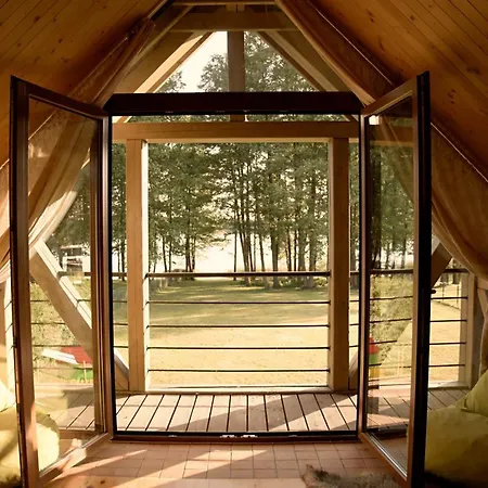 Holiday home Dom Nad Jeziorem - *