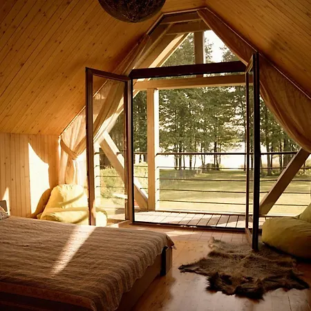 Holiday home Dom Nad Jeziorem - *