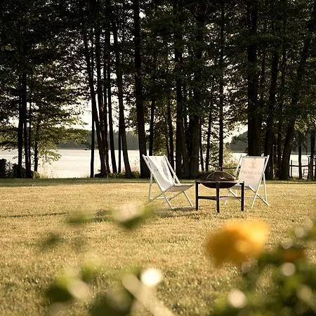 Dom Nad Jeziorem - Holiday home *